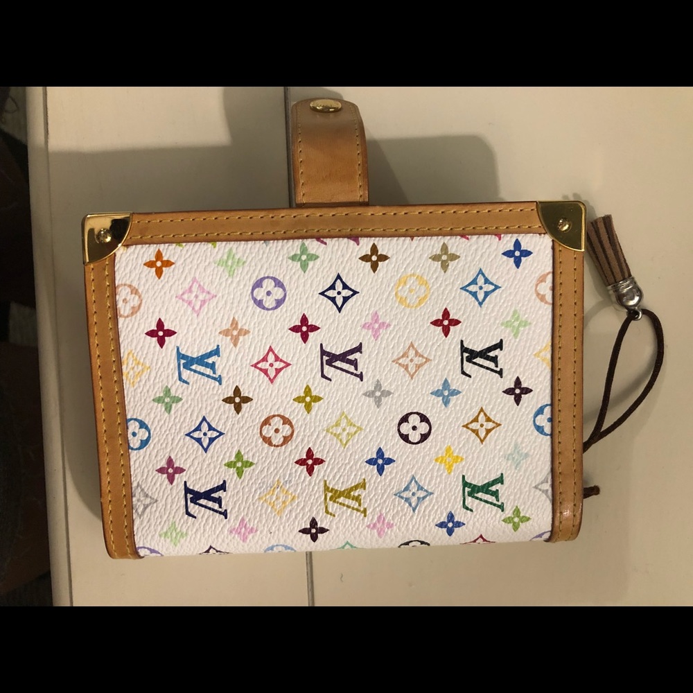 ❌ Sold ❌ Authentic Louis Vuitton Agenda - Picture 2 of 4